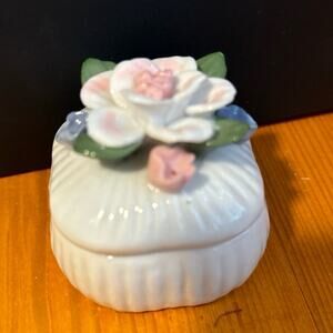 Vintage small trinket box
